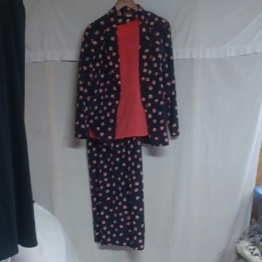 Worthington Navy and Red Skirt Set